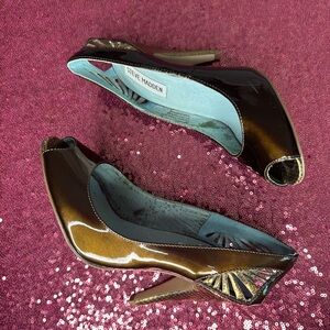 Steve Madden Brown Classic Heels